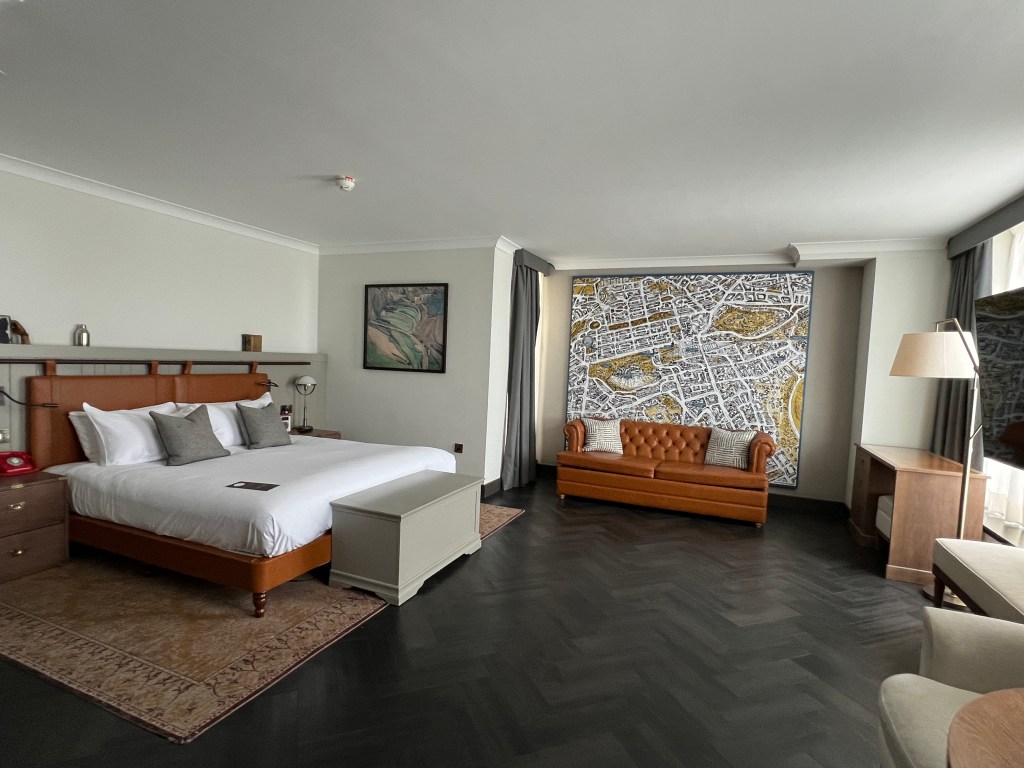 Room 581